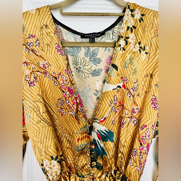 Kimono dress with buttons and belt - Picture 2 of 4